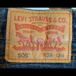 Levi’s 505 38x34 distressed straight leg jeans dark discoloration and wear 0515